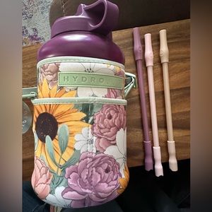 Hydrojug, Sleeve, Straws